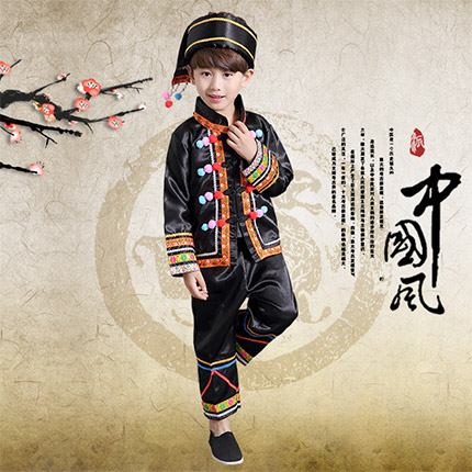 苗族男孩裝